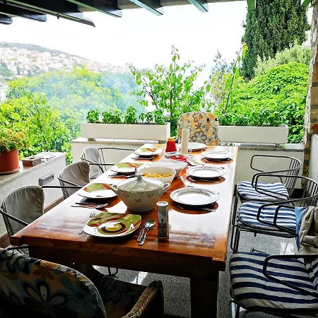Bella Vista House فندق *