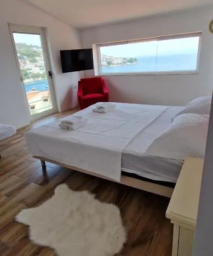 Bella Vista House Otel